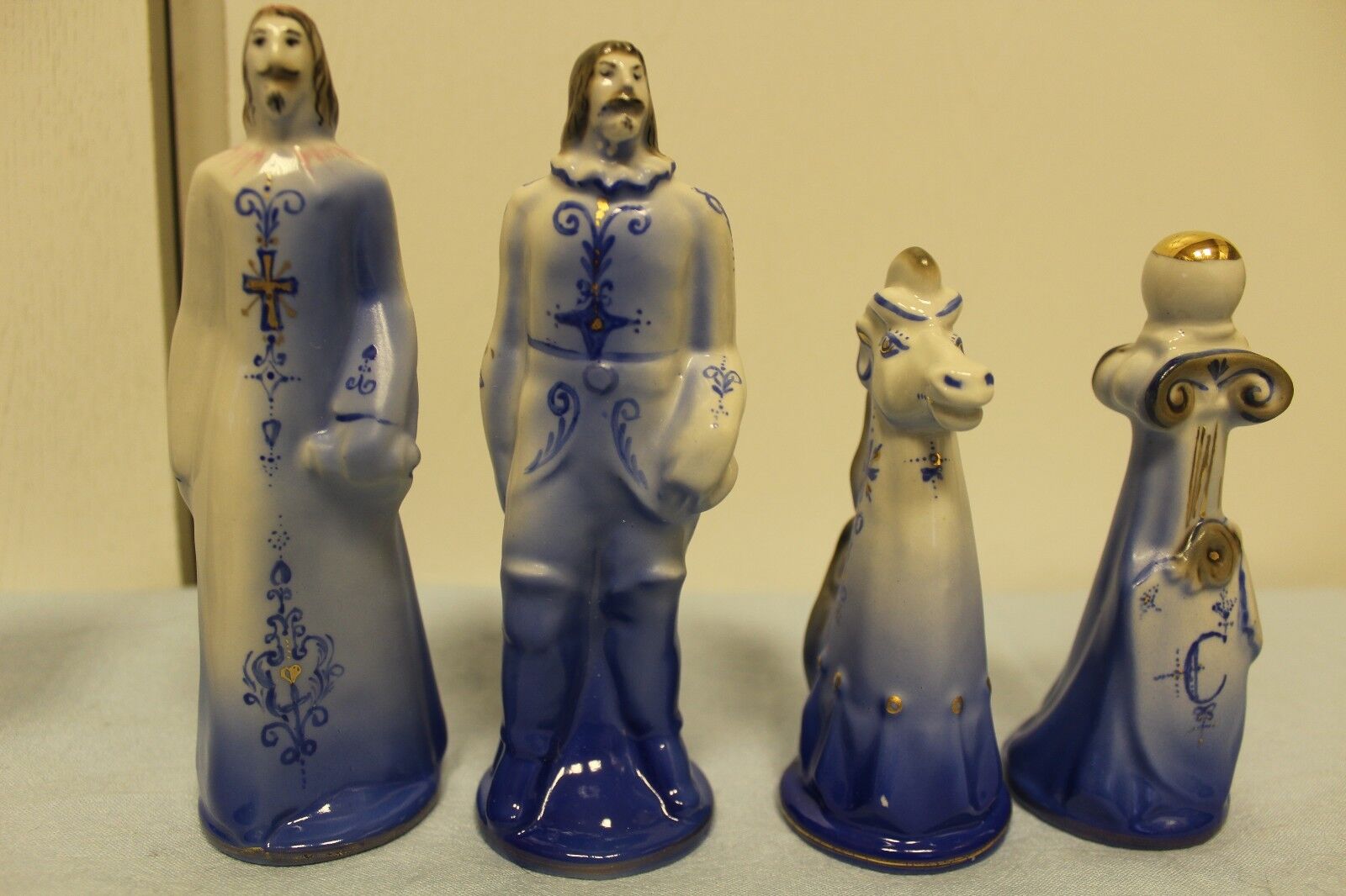 11421.Rare Porcelain Chess Pieces. Collectibles by Gorodnitsa porcelain factory.Ucrane