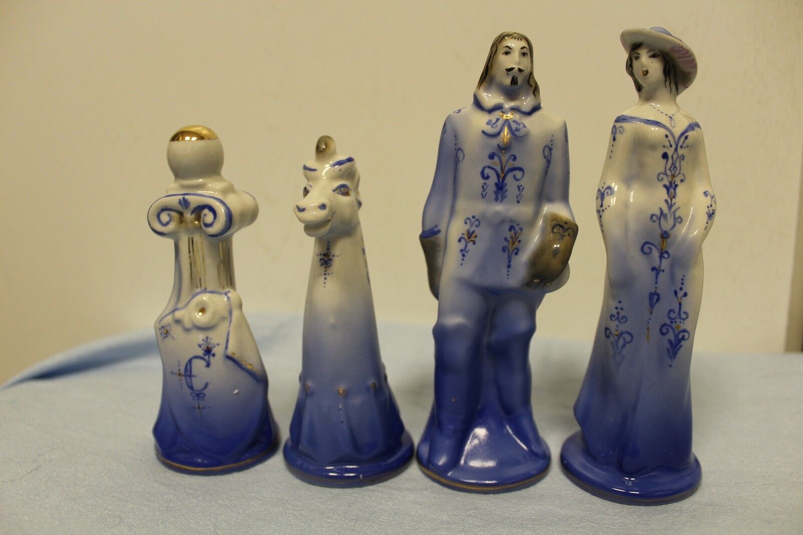 11421.Rare Porcelain Chess Pieces. Collectibles by Gorodnitsa porcelain factory.Ucrane