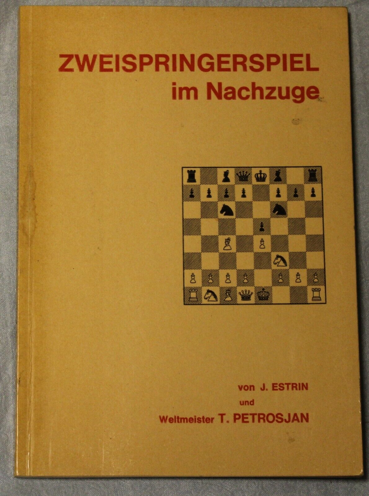 11464.Russian Chess Book signed by  Y. Ėstrin. Zweispringerspiel im Nachzuge. 1966